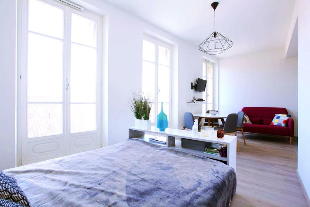 Grand Studio Au Pied Du Panier Marseille